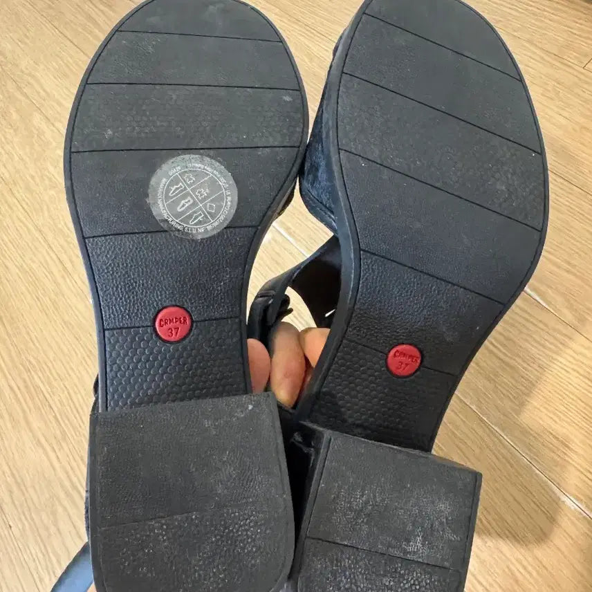 [SOLD OUT] camper 캠퍼 샌들