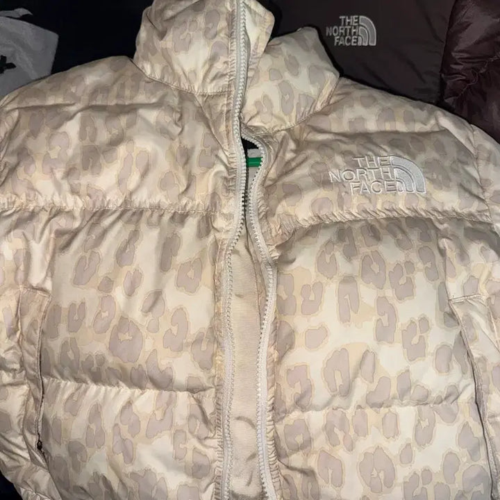 [BUNJANG] The North Face Leopard Pattern Padded Jacket / 노스페이스 레오파드 패딩