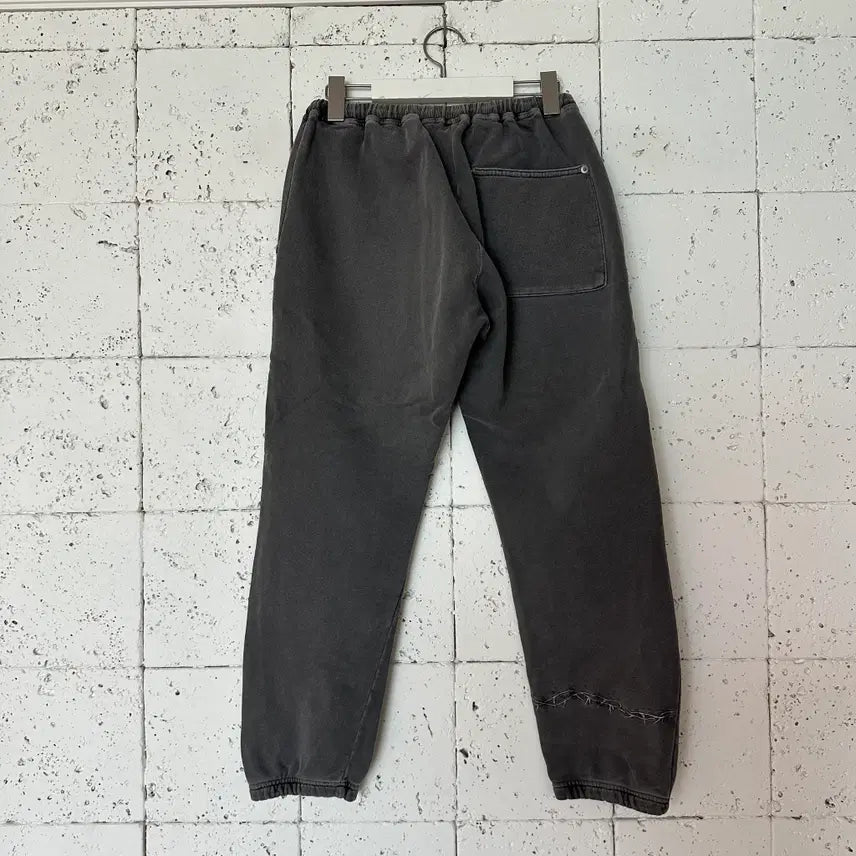 [BUNJANG] Oversized Distressed Jogger Pants / S 오버 쇼트 데미지드 조거팬츠