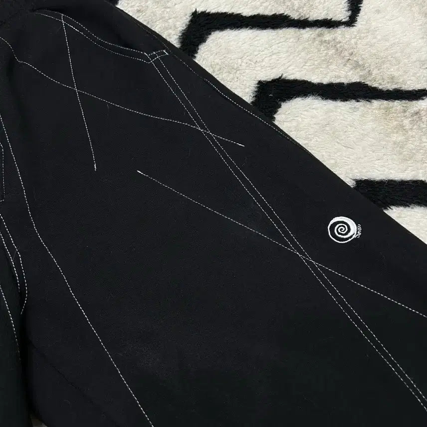[BUNJANG] S Stitch Training Pants Black Brushed / [S]트래블 스티치 트레이닝 팬츠/블랙/기모