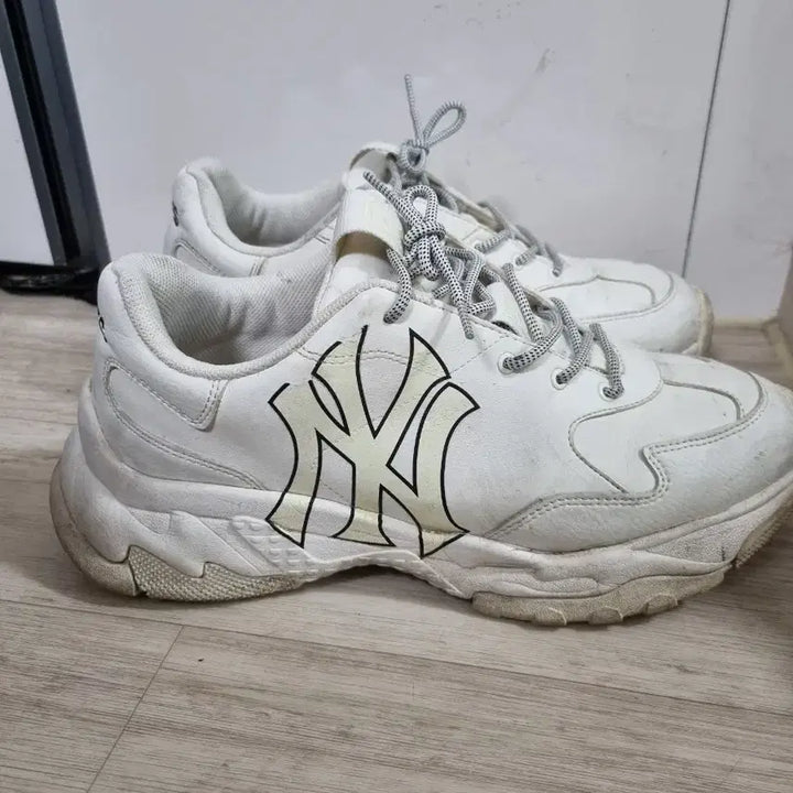 [BUNJANG] MLB Yankees &amp; FILA Bundle Set / MLB청키양키스290+(휠라 FILA 280운동화) 2켤레 일괄