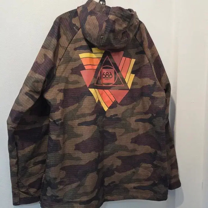 [BUNJANG] 686 Camo Anorak Hooded Jacket / 686 카모 아노락 후드 자켓