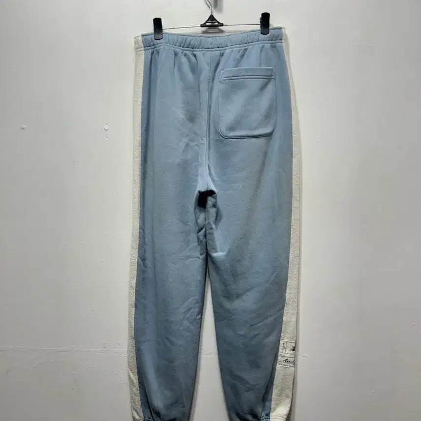 [BUNJANG] New Balance Blue Jogger Training Pants M / 뉴발란스 블루 조거팬츠 트레이닝 바지 M
