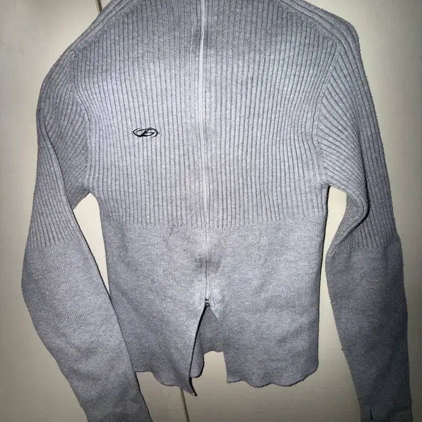 [BUNJANG] Hug Your Skin Grey Knit Zip-Up / 허그유어스킨 그레이 니트 집업