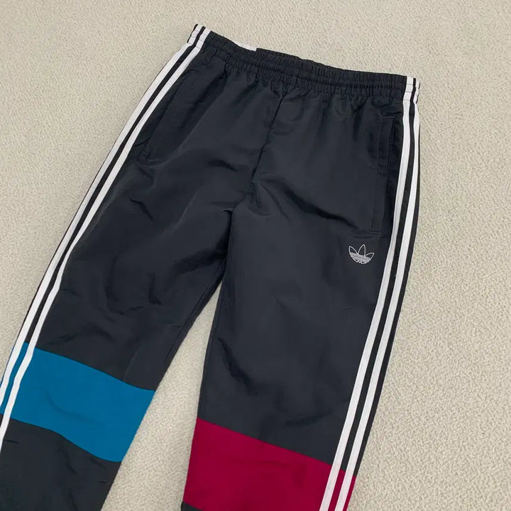 [BUNJANG] Adidas Warm-up Pants (Size L) / [L]아디다스 웜업팬츠 (A4-23-147)