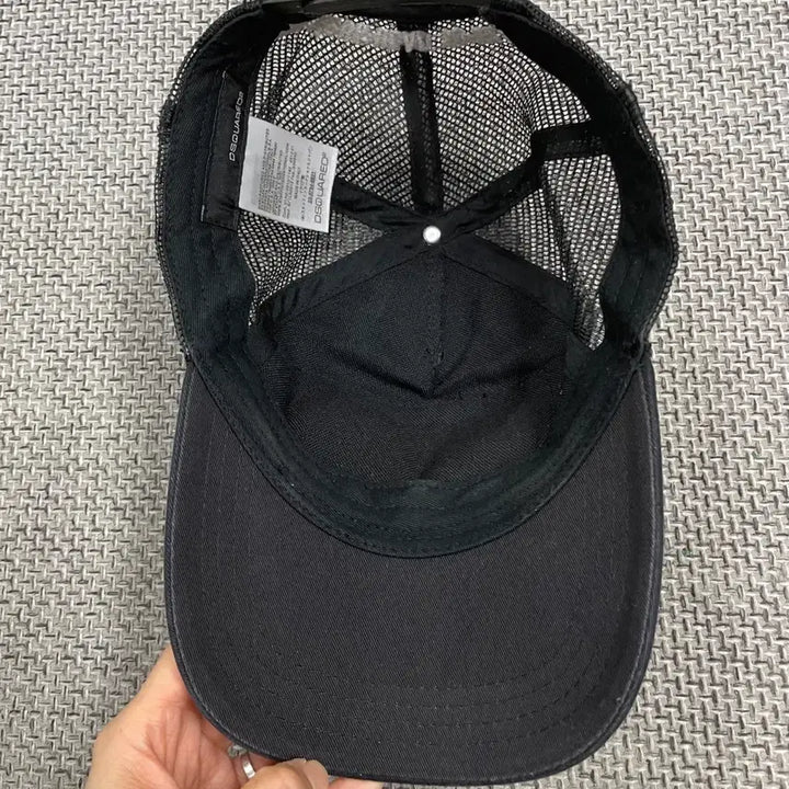 [SOLD OUT] 디스퀘어드2 DSQUARED2 로고 패치 트러커 메쉬 캡 모자
