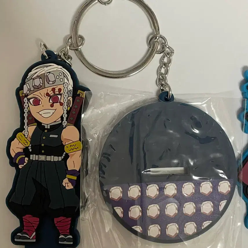 [BUNJANG] Demon Slayer Rubber Keychain Stand / 귀멸의칼날 러버 키링