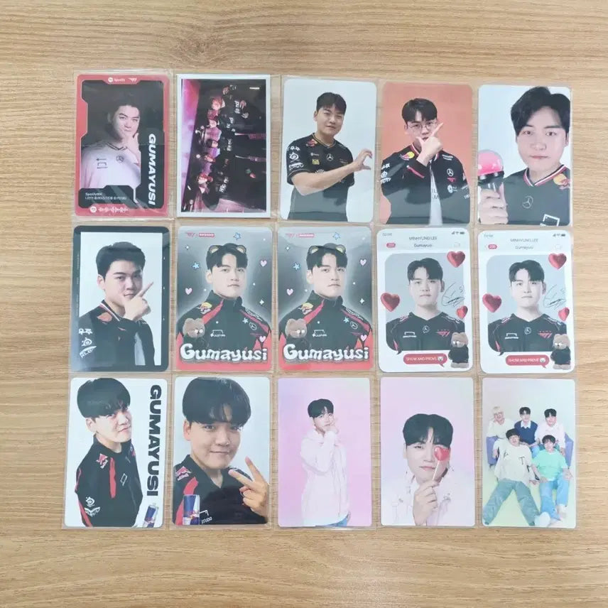 [BUNJANG] HLE T1 Gumayusi Worlds Spotify Redbull Uros Shot Photocard Bundle Set / 한화 hle 티원 t1 구마유시 월즈 스포티파이 레드불 우루샷 포카 일괄