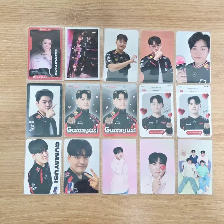[BUNJANG] HLE T1 Gumayusi Worlds Spotify Redbull Uros Shot Photocard Bundle Set / 한화 hle 티원 t1 구마유시 월즈 스포티파이 레드불 우루샷 포카 일괄