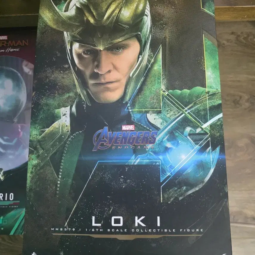 [BUNJANG] Hot Toys Endgame Loki Figure / 핫토이 엔드게임 로키 개봉양품 팝니다.
