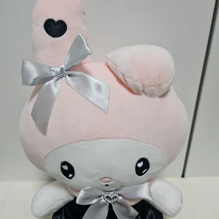 [BUNJANG] Sanrio Official My Melody Black Ribbon Dress Plush Doll (Medium) / 산리오정품 마이멜로디 블랙 리본 드레스 중형 인형