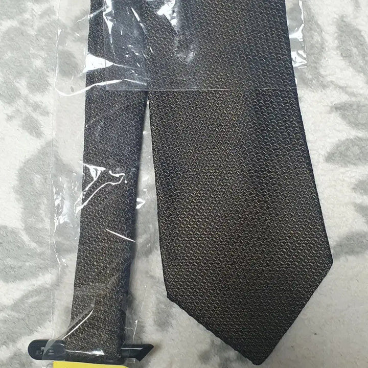 [BUNJANG] Aigner Navy Gold Pattern Tie / 아이그너 네이비 골드 패턴 넥타이
