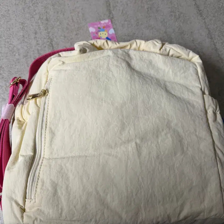 [BUNJANG] Sanrio Limited Edition Usahana Backpack / 산리오 한정판 우사하나 백팩