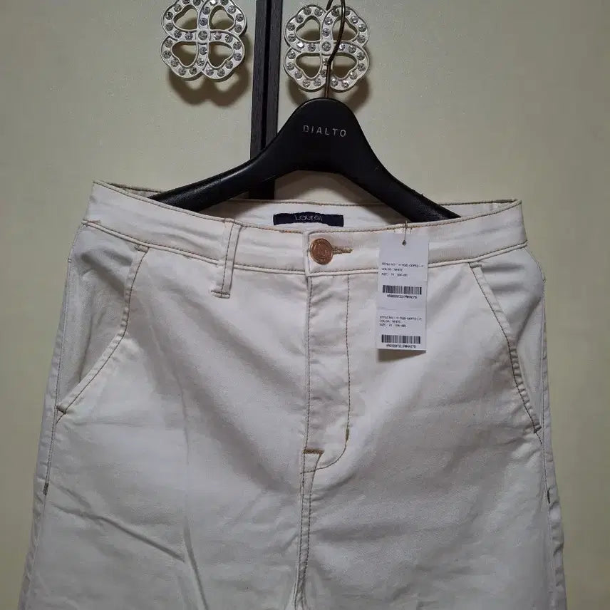 [BUNJANG] Laurel White Wide Pants 76cm New / Laurel 화이트 와이드 팬츠 76cm 새상품