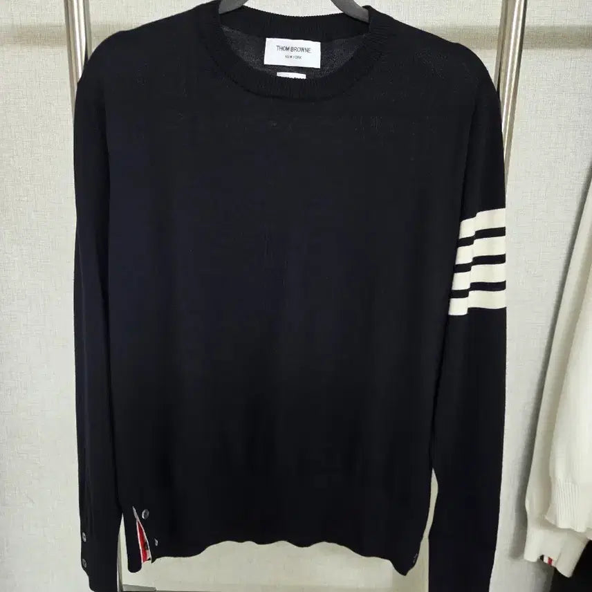 [BUNJANG] Thom Browne Classic Crewneck Knit Navy / [정품/S+] 톰브라운 사선 클래식 크루넥 니트 네이비