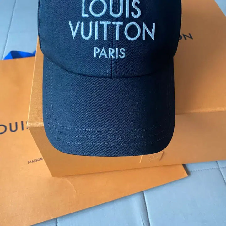 [BUNJANG] Louis Vuitton My LV Paris Cap / 루이비통 마이 LV파리 볼캡(새상품급)