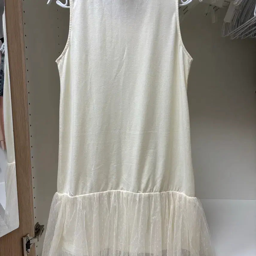 [SOLD OUT] 아이보리 레이스 도트 나시 원피스 M 모리걸 일브
