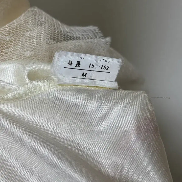 [SOLD OUT] 아이보리 레이스 도트 나시 원피스 M 모리걸 일브