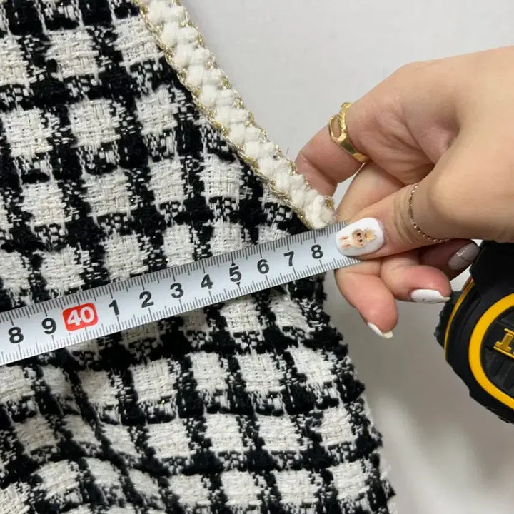[BUNJANG] Tweed Check Vest for Women - Size M / 체크 트위드 조끼 베스트 여성 M