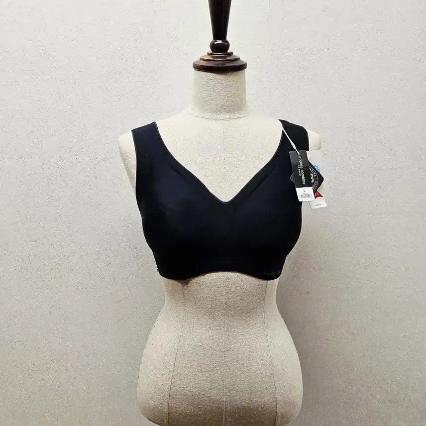 [BUNJANG] Codes Combine BB Bra Seamless Bra Top L Black / (택달린새상품)코데즈컴바인 BB브라 심리스 브라탑 L 블랙 볼륨패드