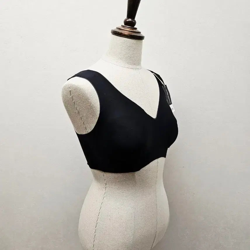 [BUNJANG] Codes Combine BB Bra Seamless Bra Top L Black / (택달린새상품)코데즈컴바인 BB브라 심리스 브라탑 L 블랙 볼륨패드