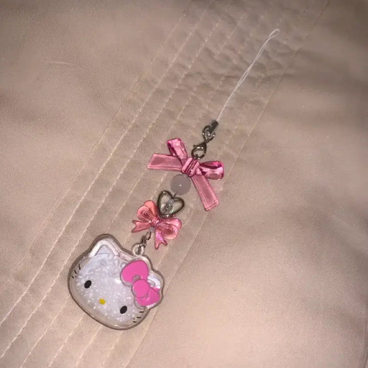 [BUNJANG] Giant Kitty Charm Keychain / 대왕 키티키링