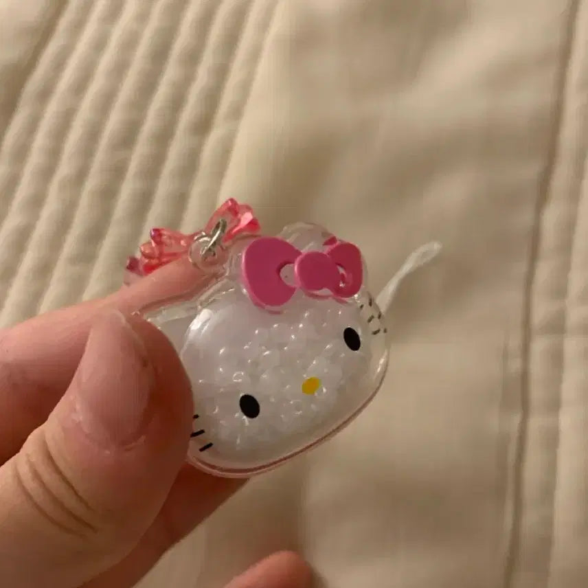 [BUNJANG] Giant Kitty Charm Keychain / 대왕 키티키링