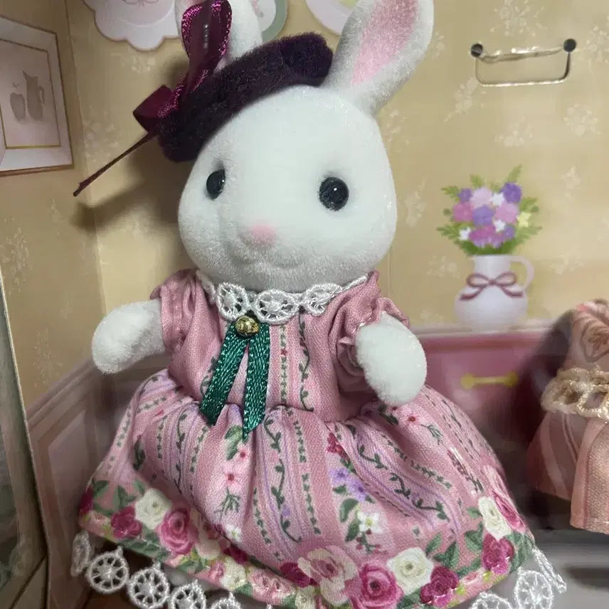 [BUNJANG] Sylvanian Families Snow Rabbit Parents / 실바니안 눈꽃토끼(시로우사기) 부모