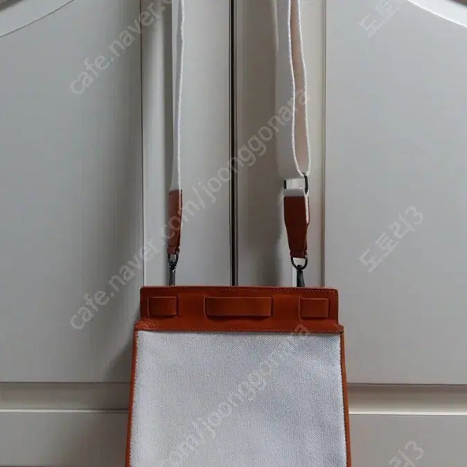 [BUNJANG] The Plain Cowhide Canvas Crossbody Bag / &