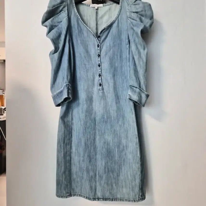 [BUNJANG] Maje Puff Shoulder Denim Mini Dress / 마쥬(maje) 퍼프 숄더 데님 미니 원피스