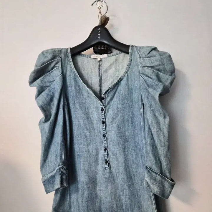 [BUNJANG] Maje Puff Shoulder Denim Mini Dress / 마쥬(maje) 퍼프 숄더 데님 미니 원피스