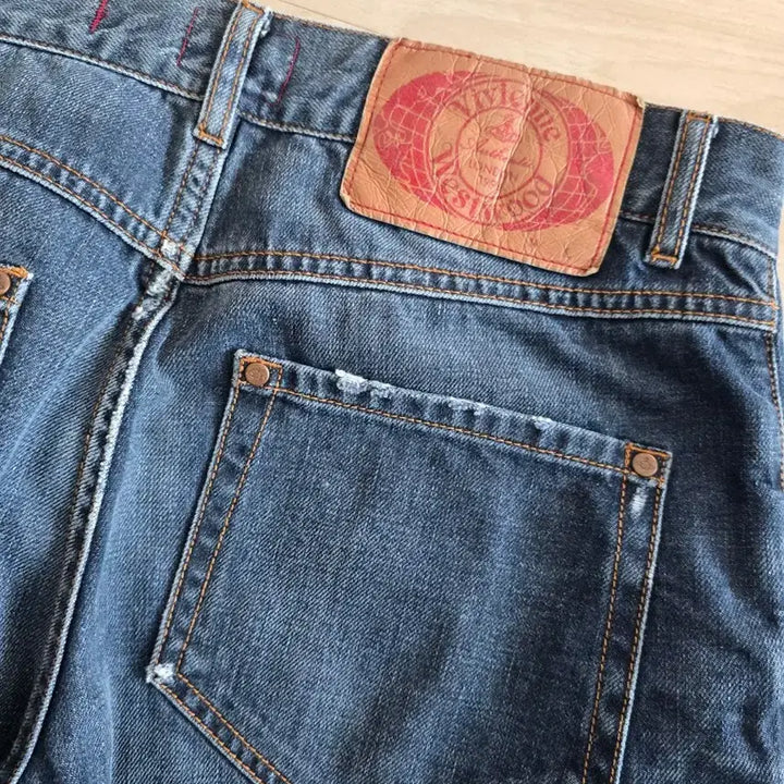 [BUNJANG] Vivienne Westwood Flower Pattern Denim Jeans / 비비안웨스트우드 데님 플라워패턴 청바지 새상품