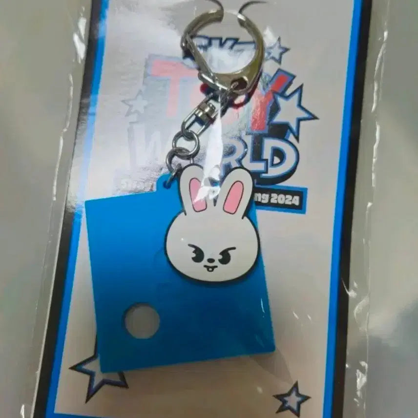 [SOLD OUT] 스키주 일본 토이월드 팬미팅 쿠지 리빗 키링 스키즈 skz 미개봉