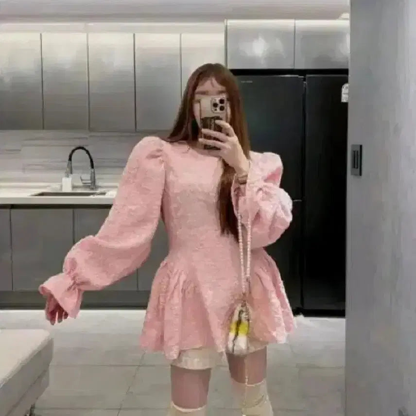 [BUNJANG] Nanasoo Cecile Wrinkle Blouse - Ivory, Free Size / 나나수 링클 세실 블라우스 - 아이보리,프리