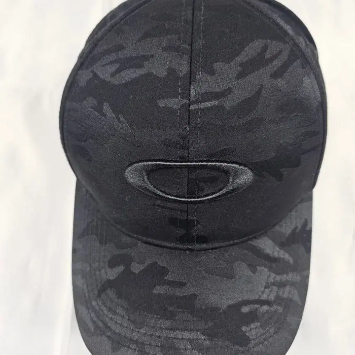 [BUNJANG] Oklica Camo Ball Cap / 오클리카모볼캡
