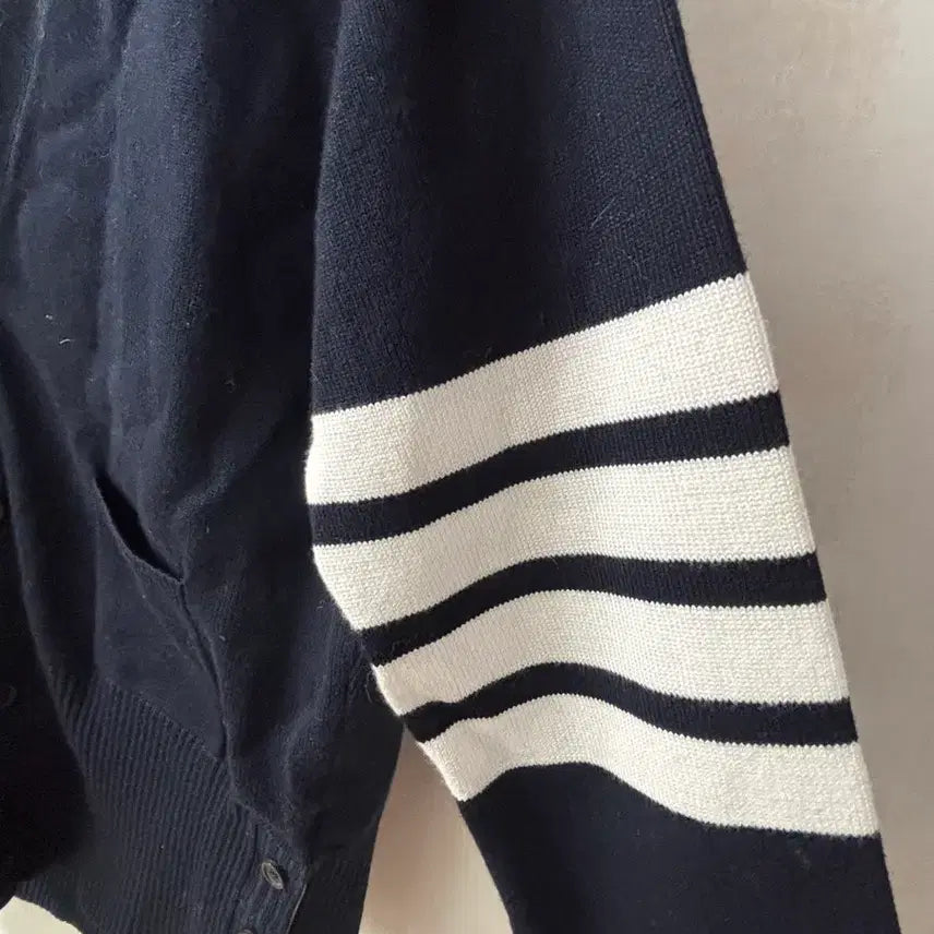 [BUNJANG] 중고 톰브라운 여성 가디건 스몰 / 중고 톰브라운 여성 가디건 스몰