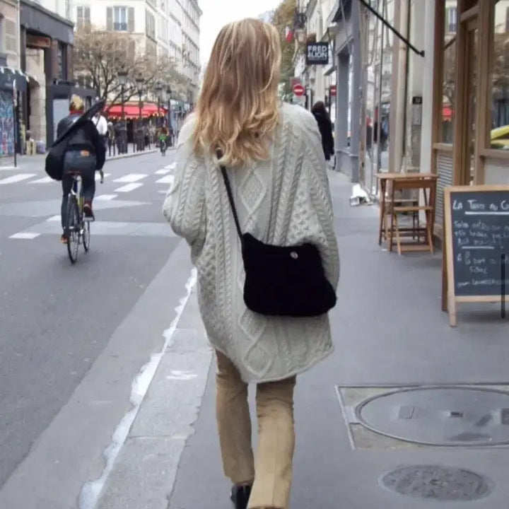 [BUNJANG] Minitmute Clo Soft Black Belt Shoulder Bag / 미닛뮤트 클로 소프트 블랙벨 숄더백