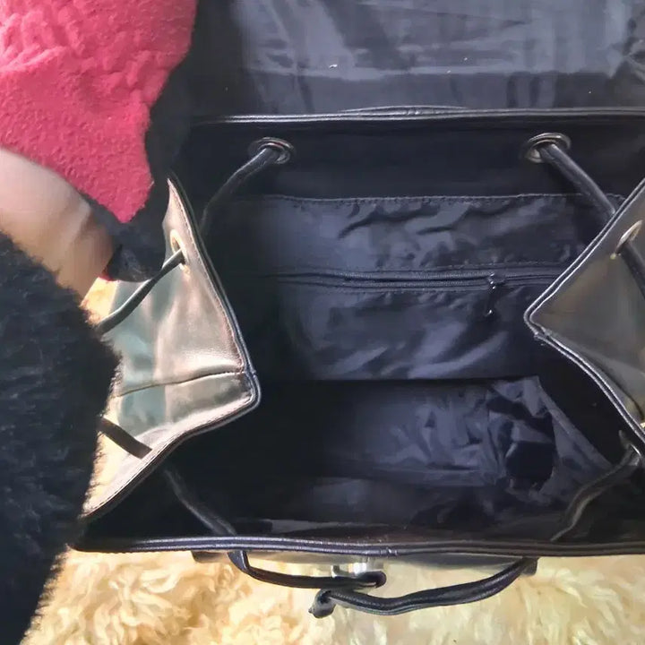 [BUNJANG] Leather Backpack Bag / 가죽 가방 백팩