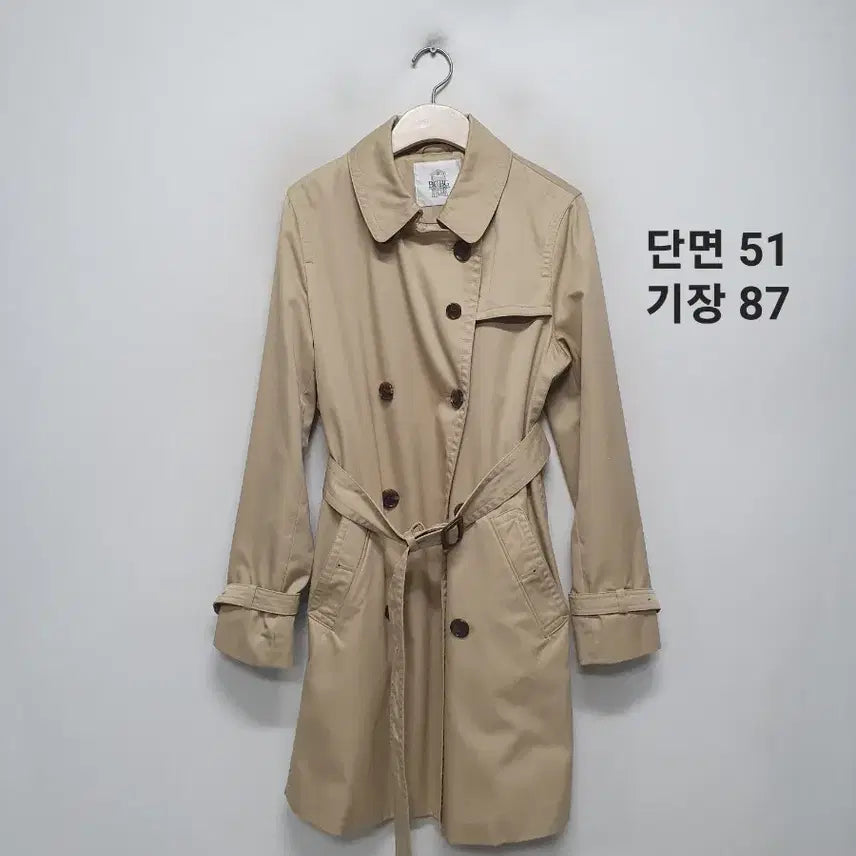 [BUNJANG] BCBG Beige Trench Coat / BCBG 베이지 트렌치 코트