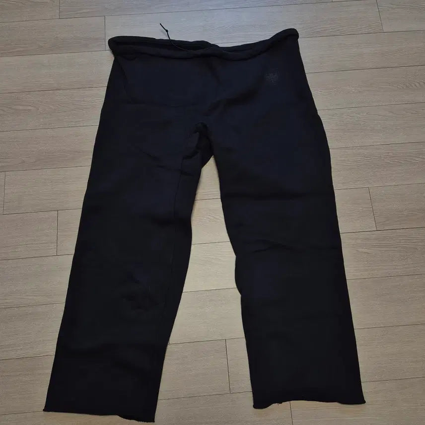 [SOLD OUT] 이지 벌처스 스웨트팬츠 검정(2,3) 새상품(yeezy vultures)