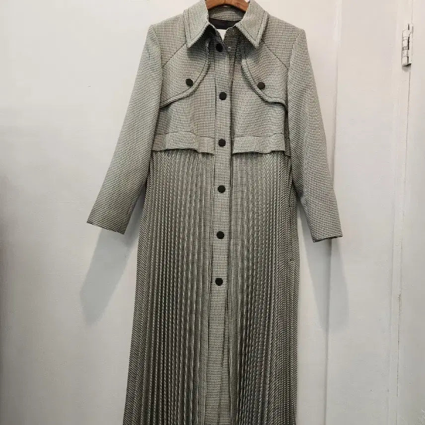[BUNJANG] Sandro Check Pleated Long Coat / Sandro로 체크 플리츠 롱 코트