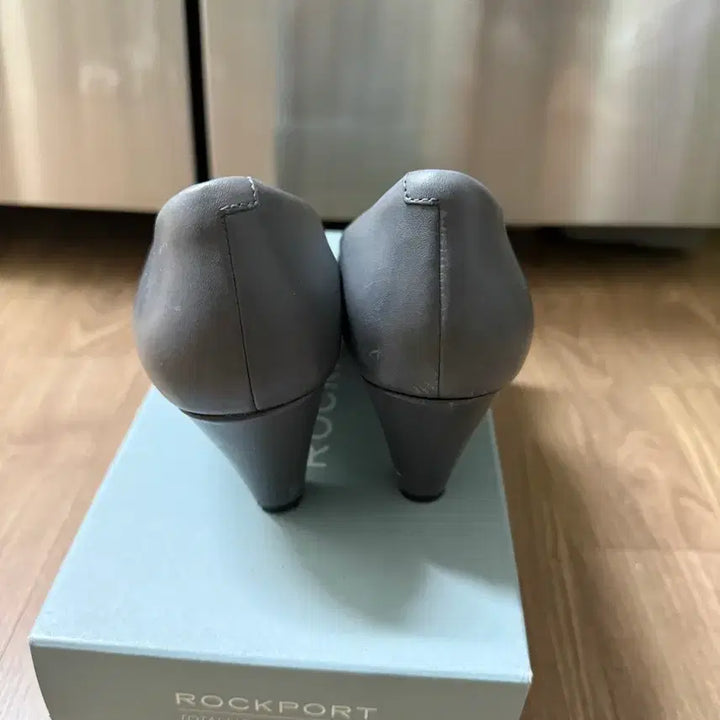 [BUNJANG] Rockport Leather Heels / 락포트 가죽구두 (240)