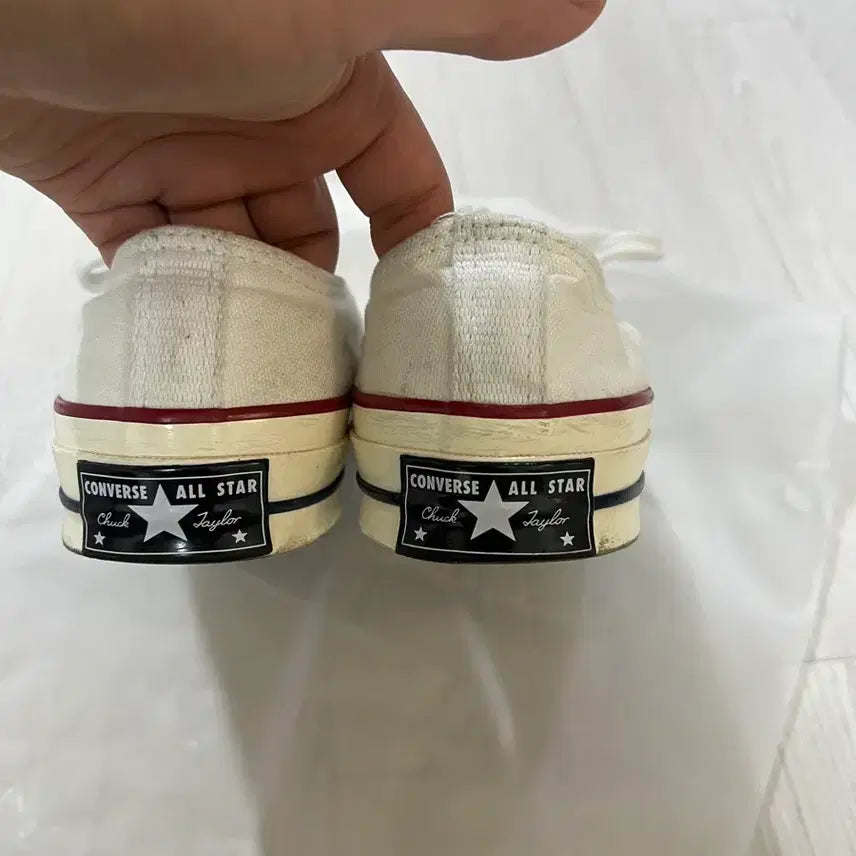 [BUNJANG] Converse Chuck Taylor Low 240 Sneakers / 컨버스 척테일러 로우 240사이즈