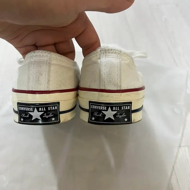[BUNJANG] Converse Chuck Taylor Low 240 Sneakers / 컨버스 척테일러 로우 240사이즈