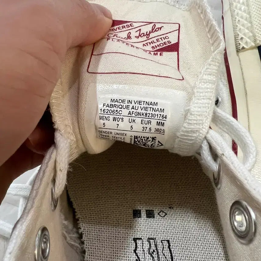 [BUNJANG] Converse Chuck Taylor Low 240 Sneakers / 컨버스 척테일러 로우 240사이즈