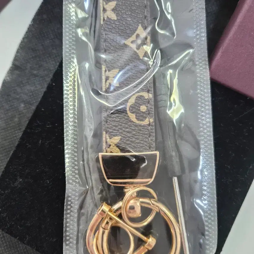[SOLD OUT] 키링 부자재 세트 새상품