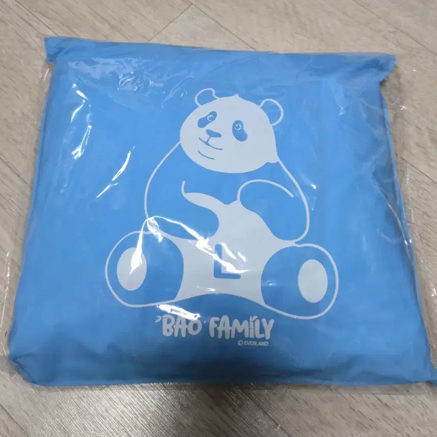 [SOLD OUT] 푸바오 우비 L