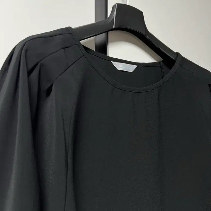 [BUNJANG] High-Quality Fabric Blouse / 원단 좋은 고급 블라우스