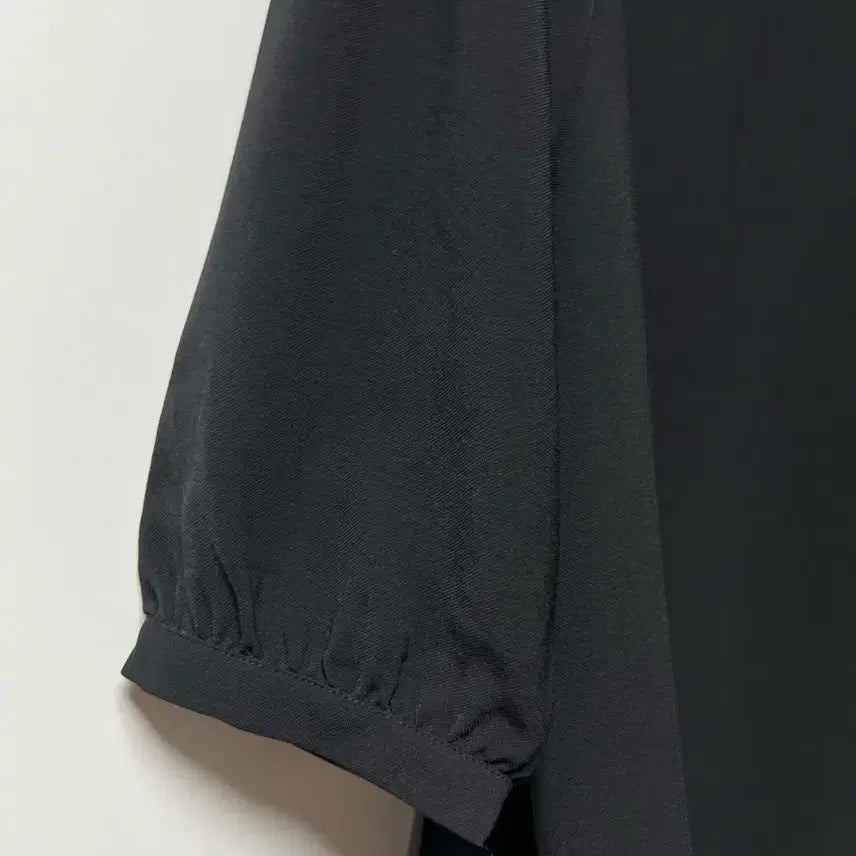 [BUNJANG] High-Quality Fabric Blouse / 원단 좋은 고급 블라우스