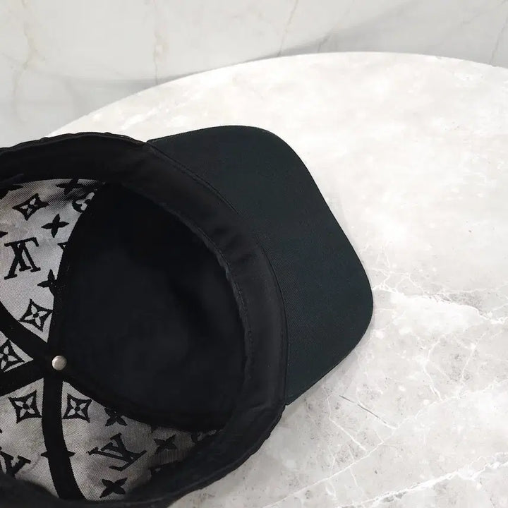 [BUNJANG] Louis Vuitton Monogram Tourist Mesh Cap / 루이비통 LV 모노그램 투어리스트 메쉬 캡 60
